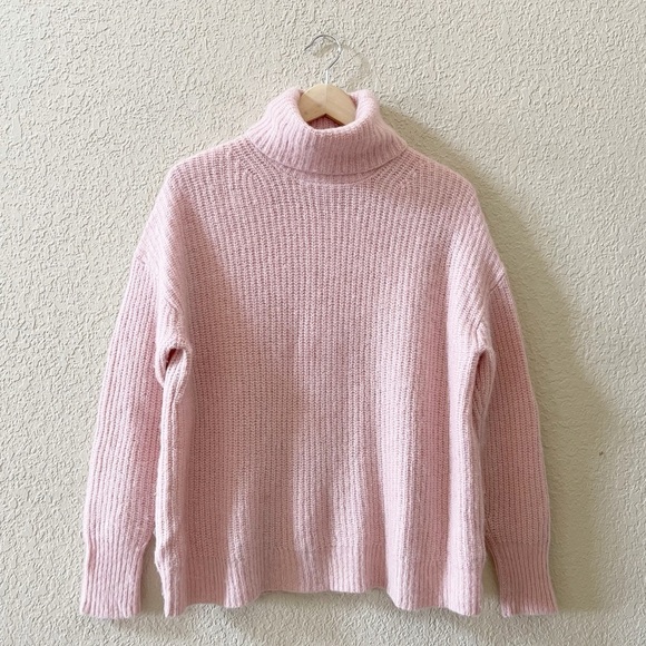 J. Crew Sweater Turtleneck Wool Alpaca Cozy  Brushed Yarn Casual Classic Pink S - Picture 4 of 13